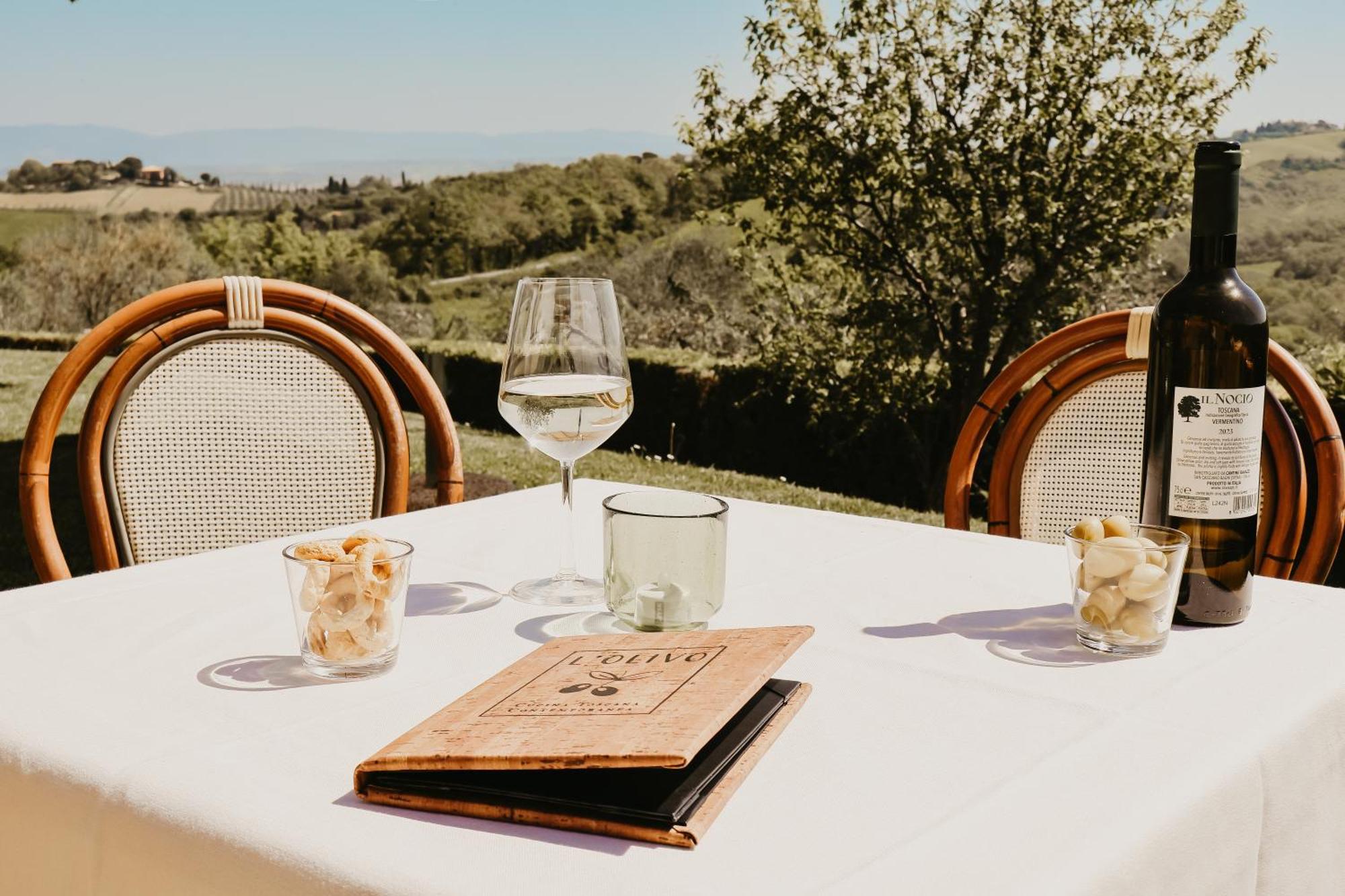 Montefollonico Poggio Paradiso Resort & Spa מראה חיצוני תמונה