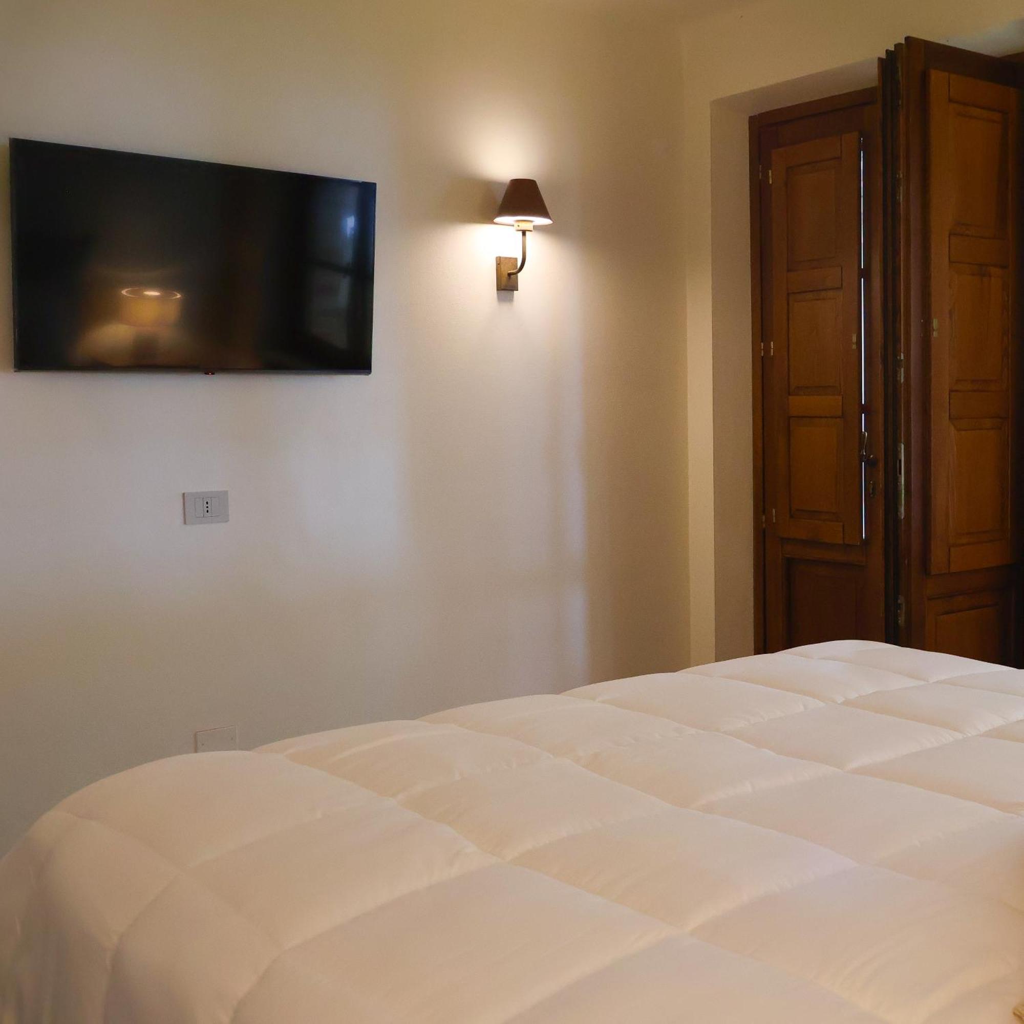 Montefollonico Poggio Paradiso Resort & Spa מראה חיצוני תמונה