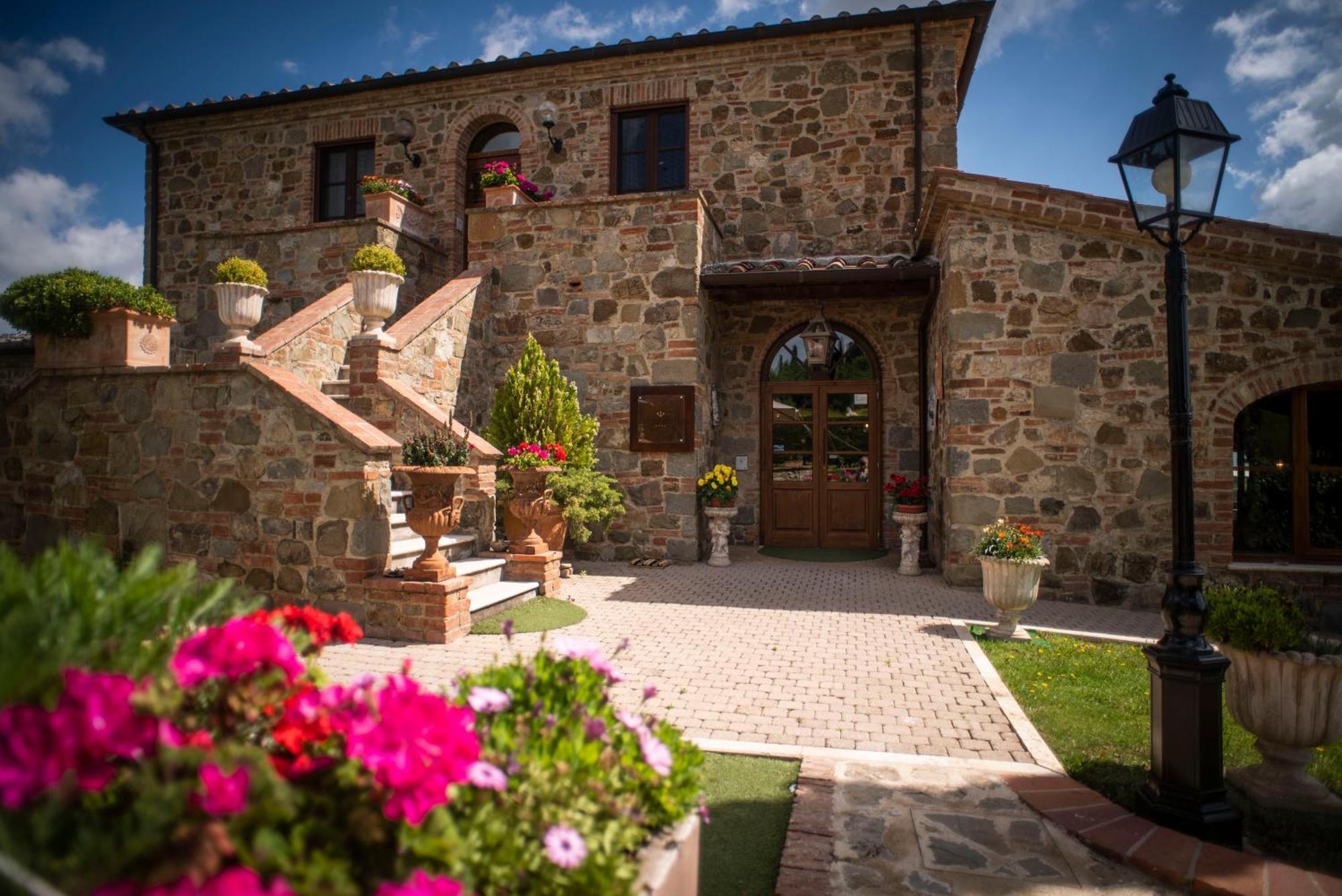 Montefollonico Poggio Paradiso Resort & Spa מראה חיצוני תמונה