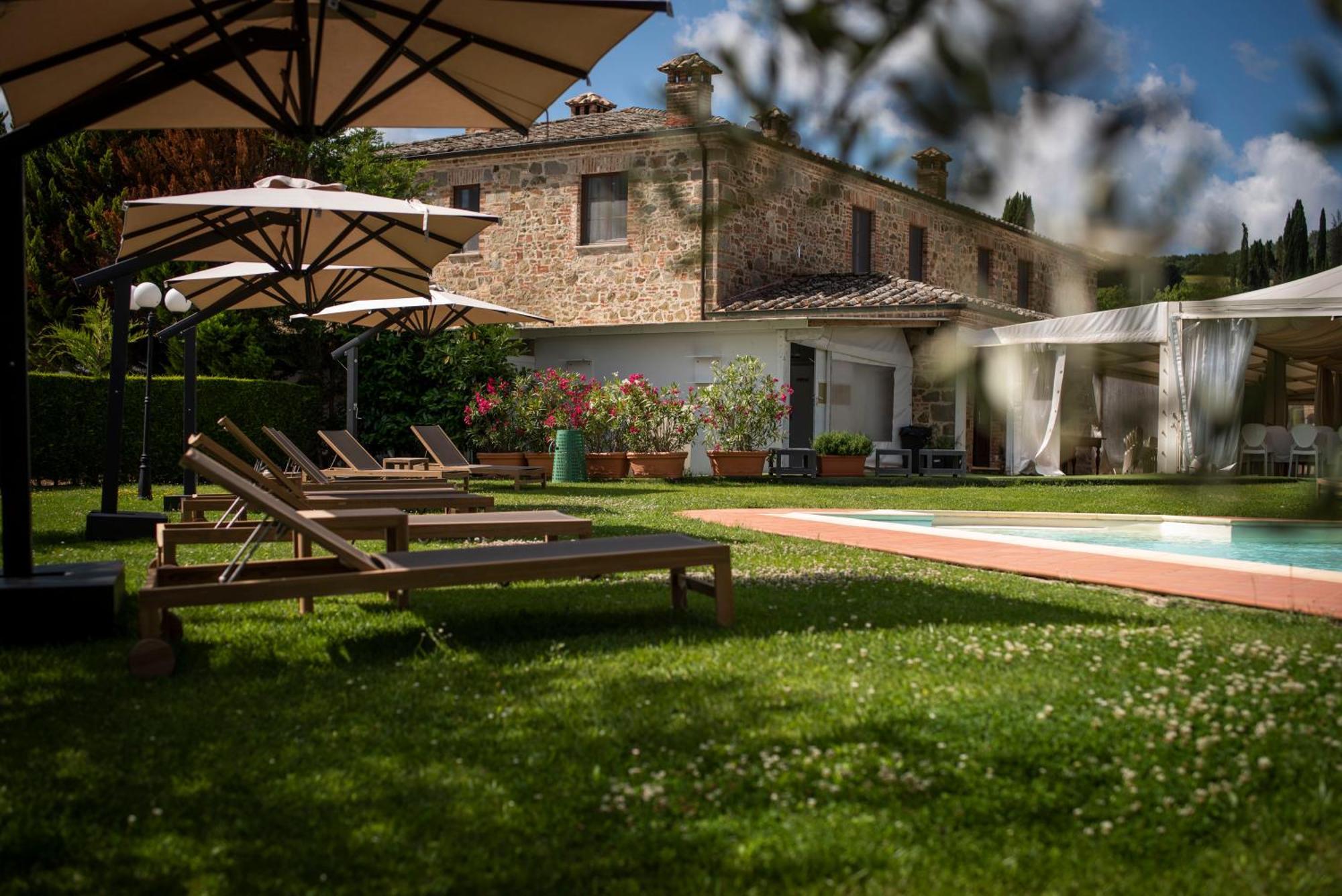 Montefollonico Poggio Paradiso Resort & Spa מראה חיצוני תמונה