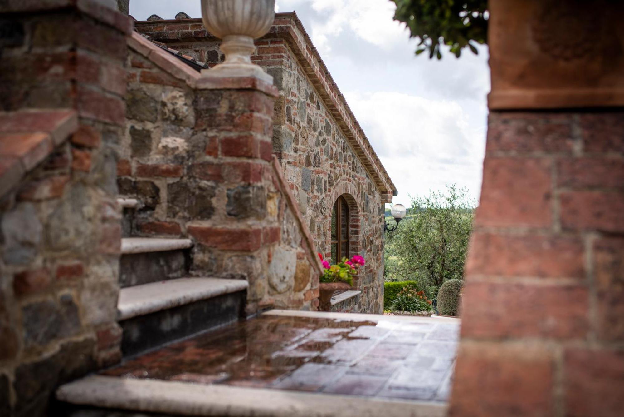 Montefollonico Poggio Paradiso Resort & Spa מראה חיצוני תמונה